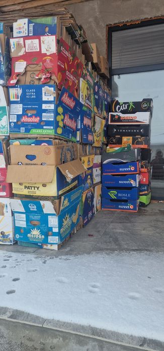 Продам банановые коробки.