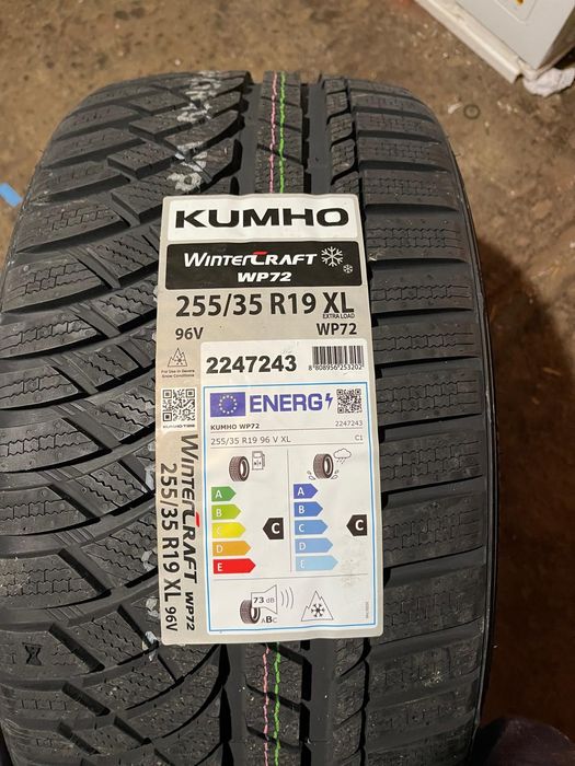 Anvelope iarna 255/35 r19 XL  Kumho