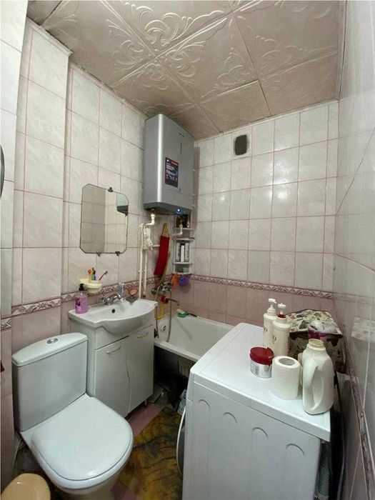 Продаётся 2х по Абая, район Зорьки