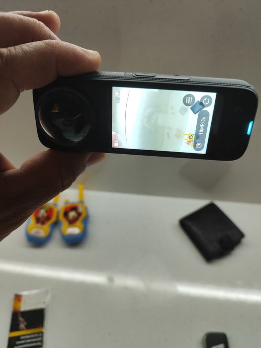 Екшан камера insta 360 x4