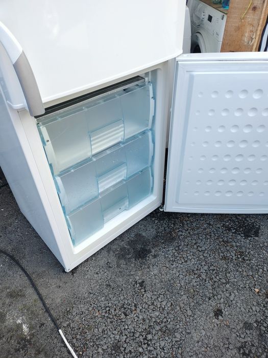 frigider Arctic 2m