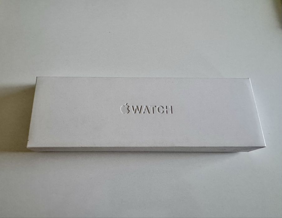 ПРОДАВАМ в гаранция Apple Watch S10 46mm Aluminium