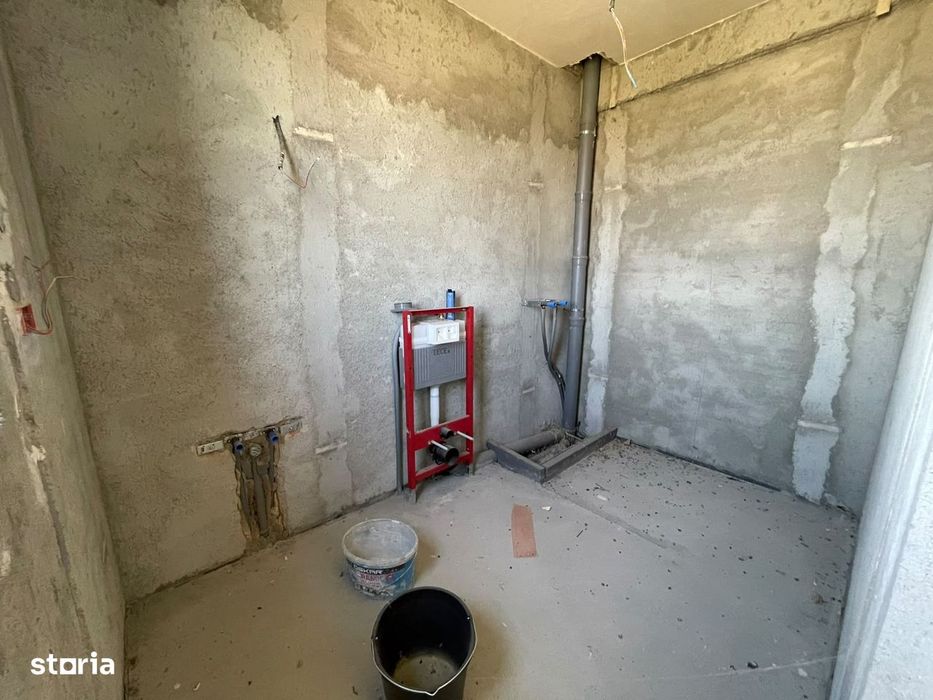 Imobiliare Domnesti  Casa la rosu str Ciocarliei  garaj+beci 750curte
