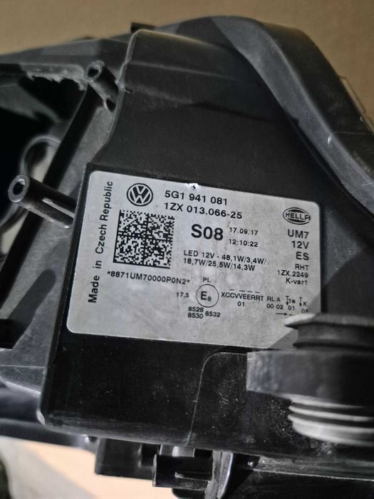 Far stanga VW Golf 7 VII facelift full led  cod 5G1941081