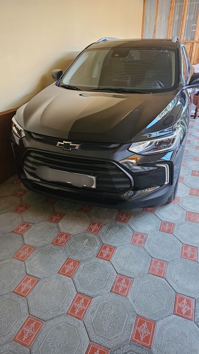 Tracker Premier сотилади