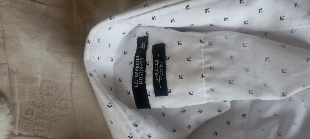 Рубашки офисные продам