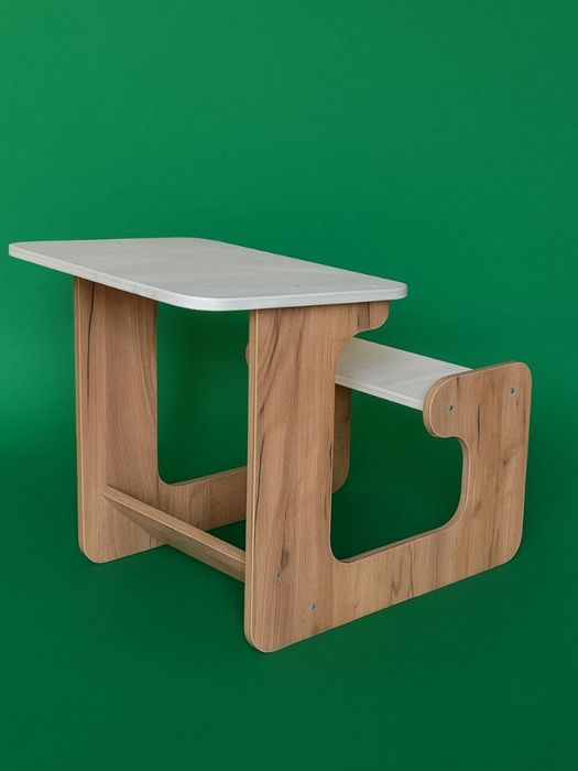 Парта для 3-7 лет детей