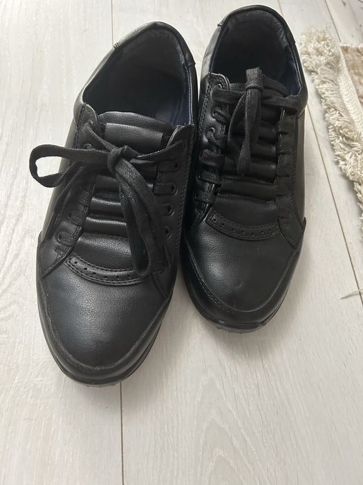 Продам туфли мужс разм 39