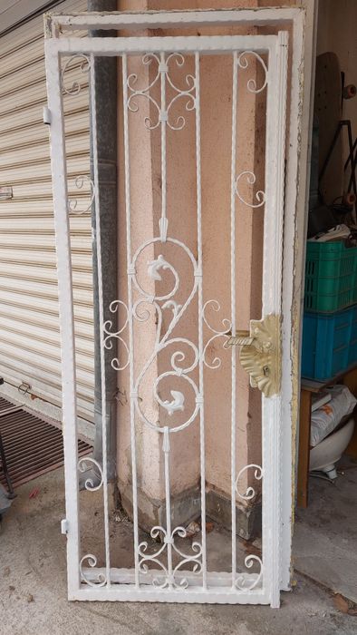 Желязни врати/PVC/Дървени