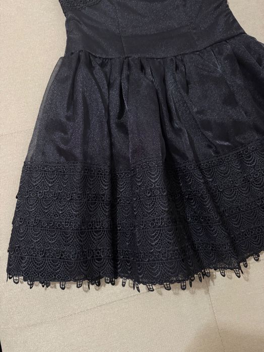 Rochie eleganta scurta fara bretele