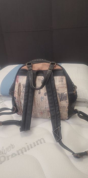 Страхотна раница на марката Anekke