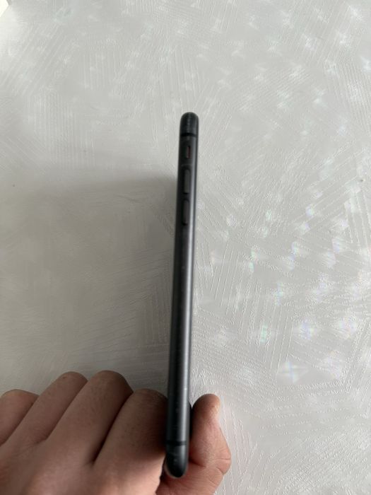 Айфон 11 продам