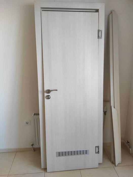 Интериорна врата