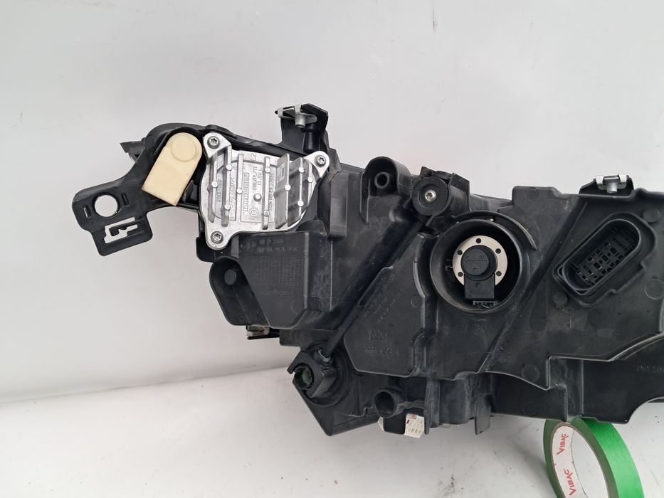 Фар Vw Golf 8 лав