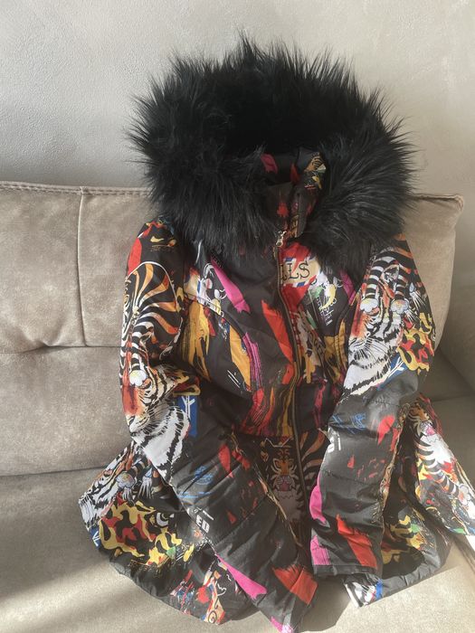 Зимно яке на Nikolle Collection.