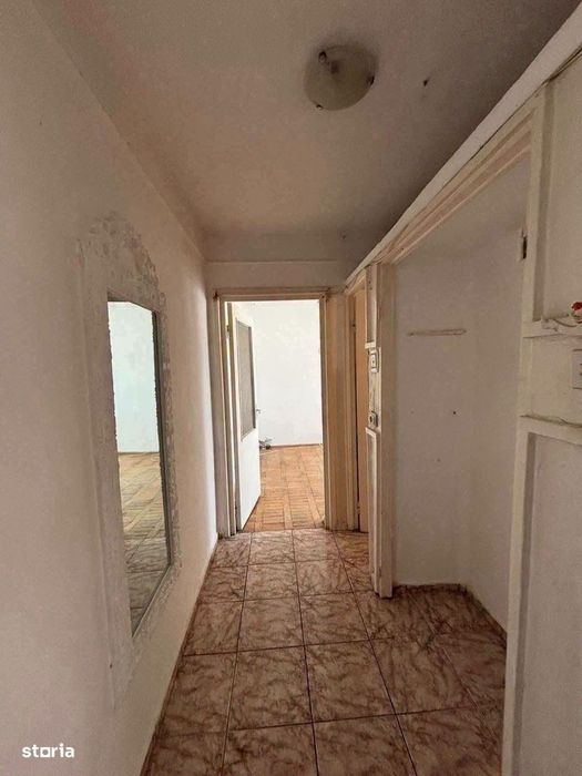De vanzare apartament cu 2 camere si balcon, Pret 31000euro