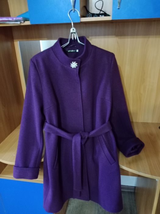 Продам осенний женский пальто