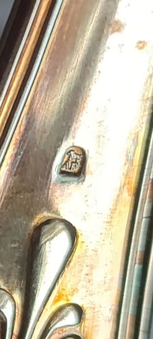 Дълбоко посребрени прибори за хранене