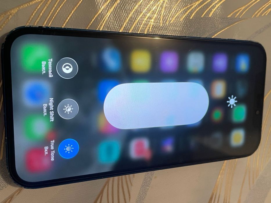 Продам Iphone 12.  128 gb