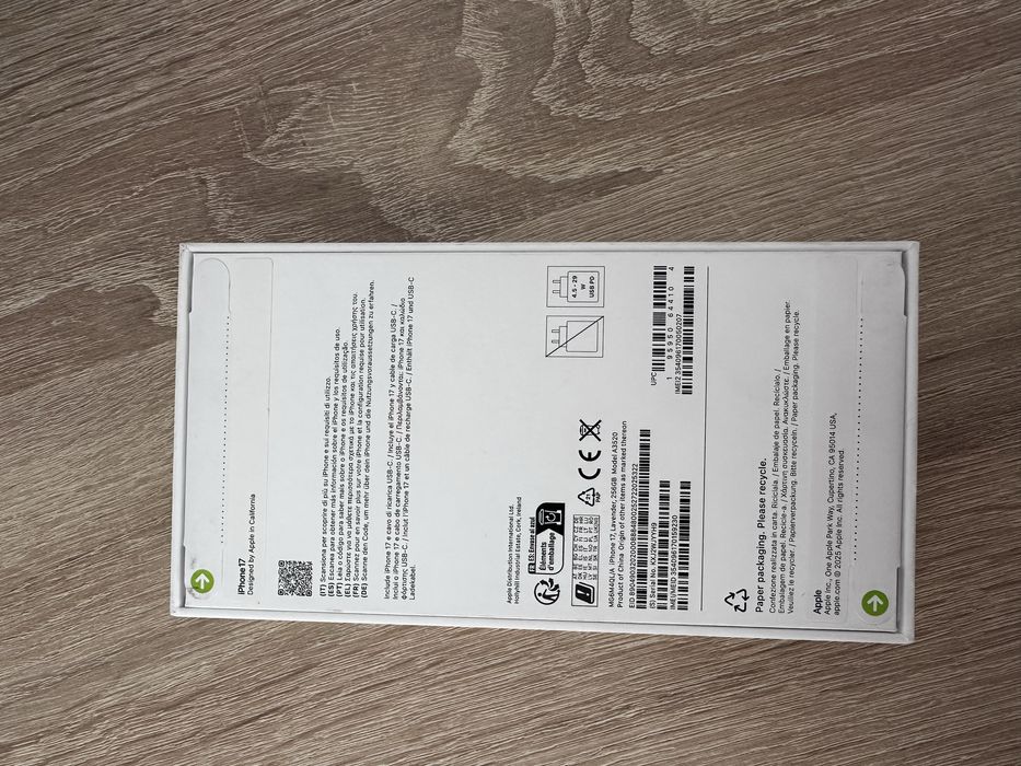 Vand Iphone 17 Lavender , 256GB sigilat