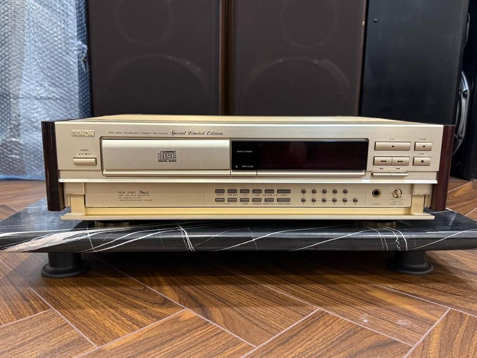 CD проигрыватель DEHOH DCD-1650 GL