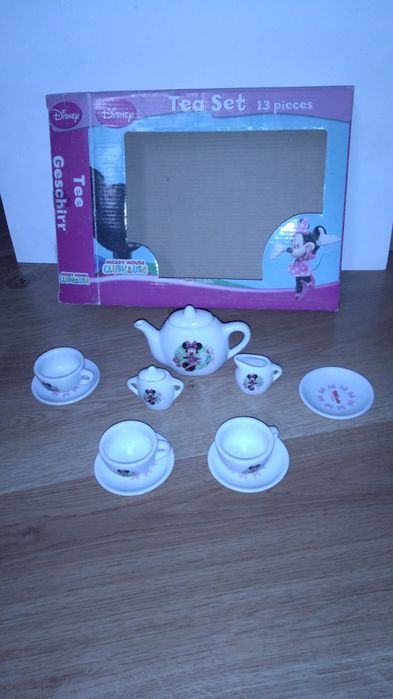 Jucărie set ceai din porțelan, Minnie, Disney, 12 piese - UTILIZAT