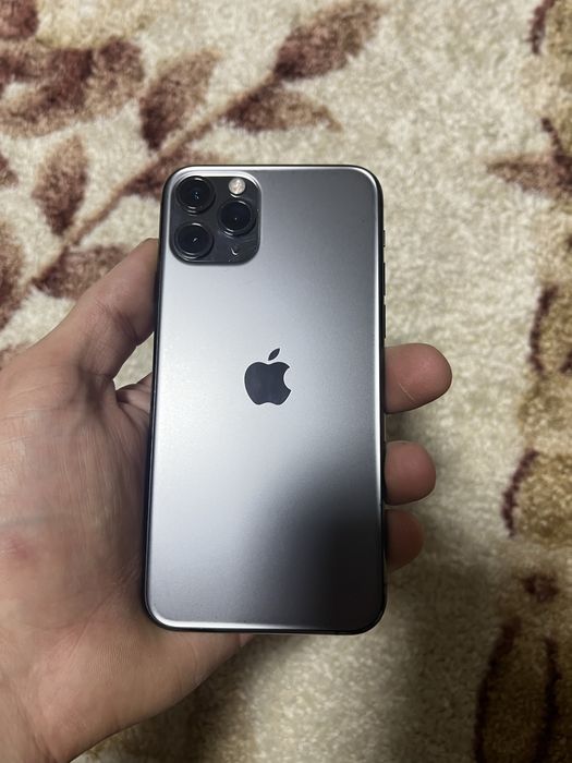 Продам айфон 11 про