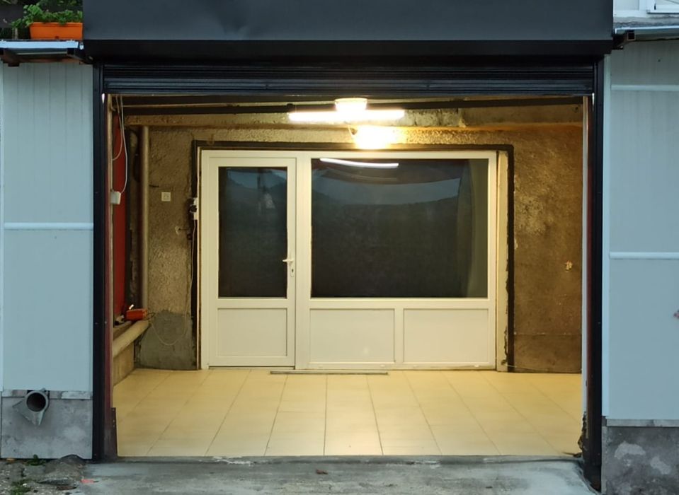 Дава се под наем Гараж / Паркомясто в Разград, Житница - 17 кв.м за 127.5 € - Снимка #2