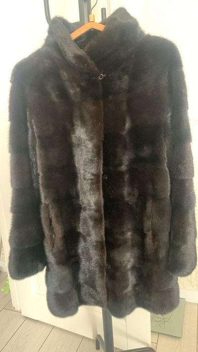 Норковая шуба чёрная