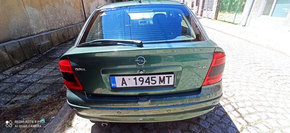 Автомобил Опел Астра