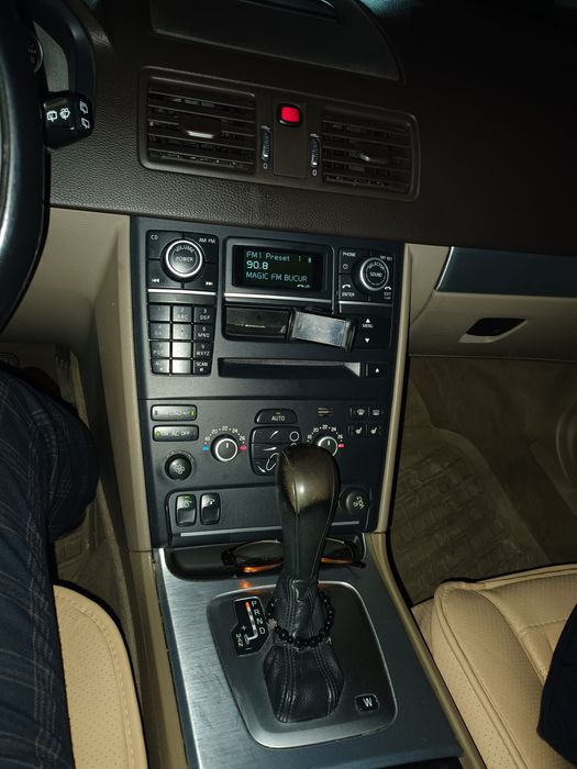 VOLVO XC90 2012 — imagine 4