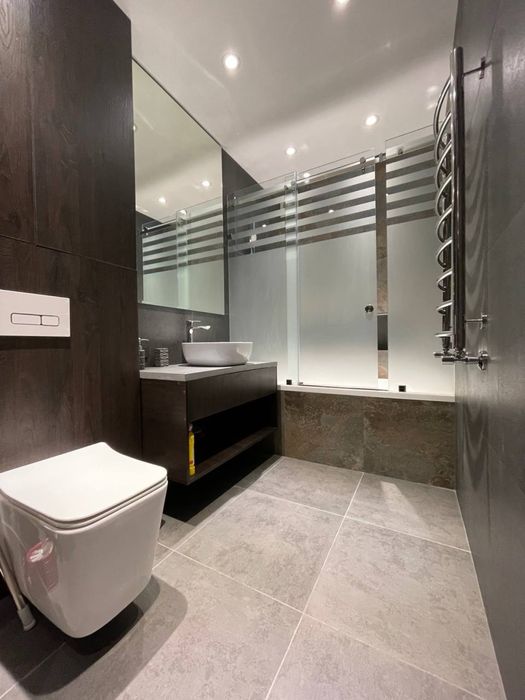 Сдается 2 ком Ц 2. Алайский рынок. Новостройка