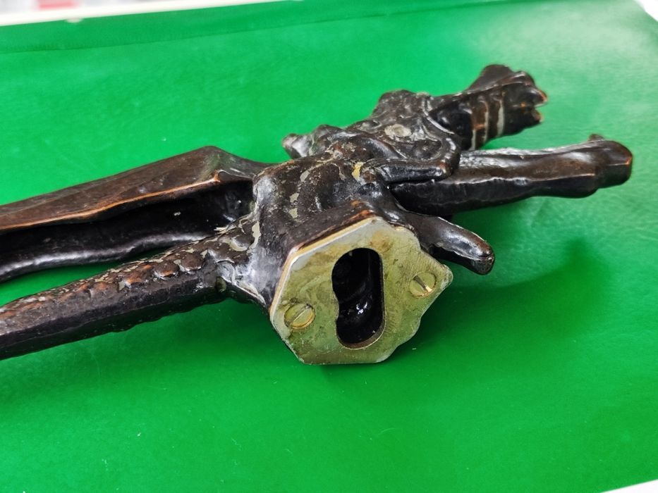 орехотрошачка и отварачка дракон