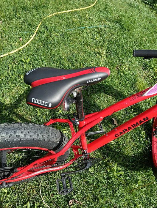 Vând bicicleta  Bicicletă FatBike Fulger by Caraiman, roți 20 inch, cauciucuri groase, frâne pe disc, roșie