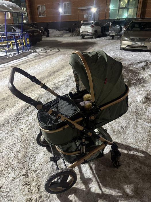 Продам прогулочную коляску