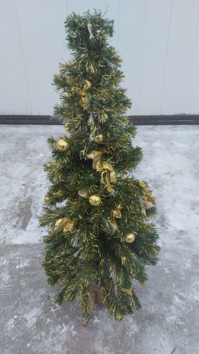 Срочно продам ёлку 5000т