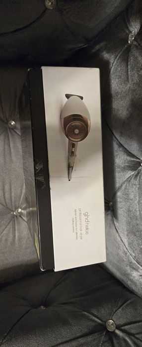 GHD Helios сешоар с приставка за изправяне