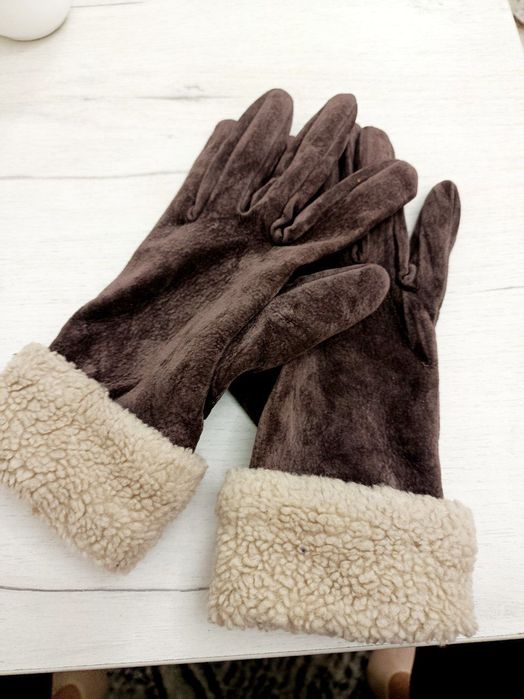 Перчатка для женщин новогодняя скидка 100.000