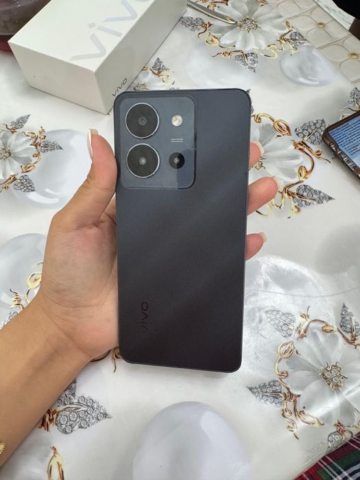 Продам Телефон VIVO Y36