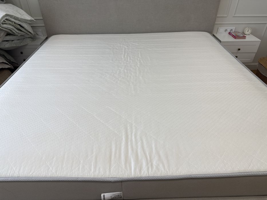 Продам матрас Аскона 200х200