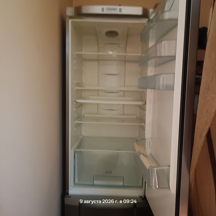 Electrolux продам холодильник