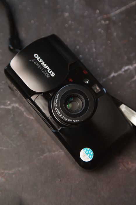 Плёночный фотоаппарат Olympus mju zoom 70 black