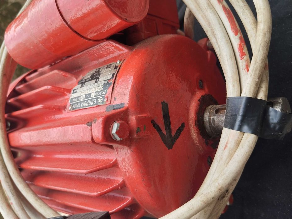 Електродвигател електромотор монофазен