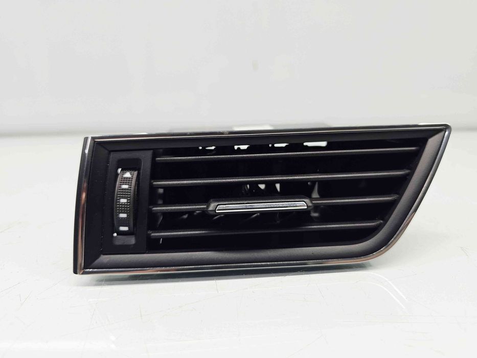 Grila aerisire stanga Skoda Superb III (3V3) [Fabr 2015-prezent] 3V08