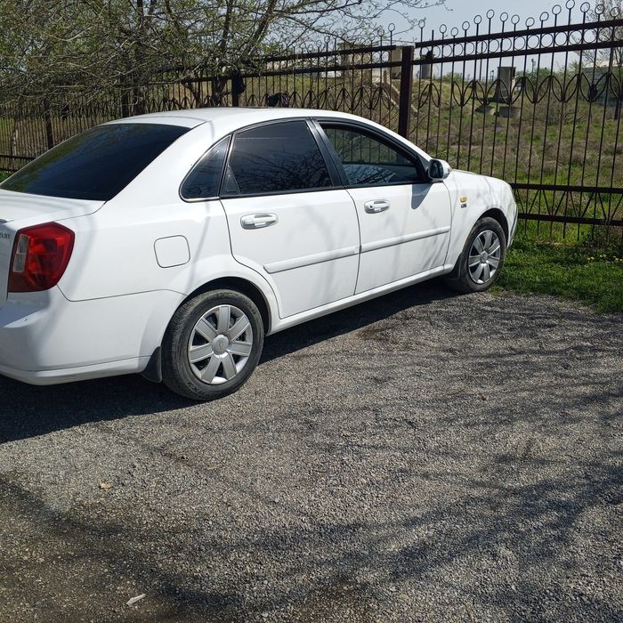 Shevrolet lasseti moshin xoladi idal balonlari ortachi