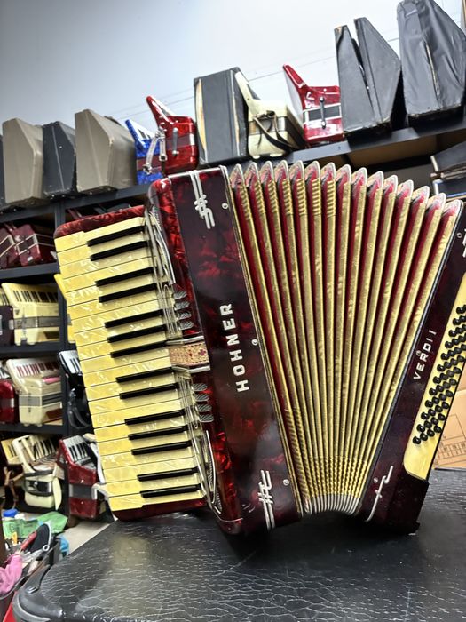 Acordeon Hohner Verdi 1 48 basi clapa scurta