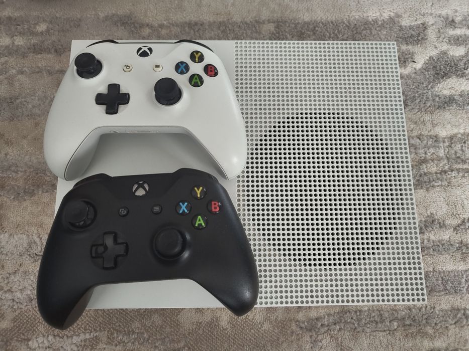 Xbox one S + FC 24