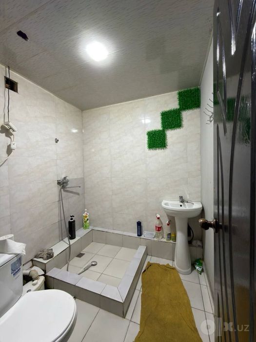 Нежилое | М. Улугбек, 335 м², потолки 3 м, паркинг | $110K