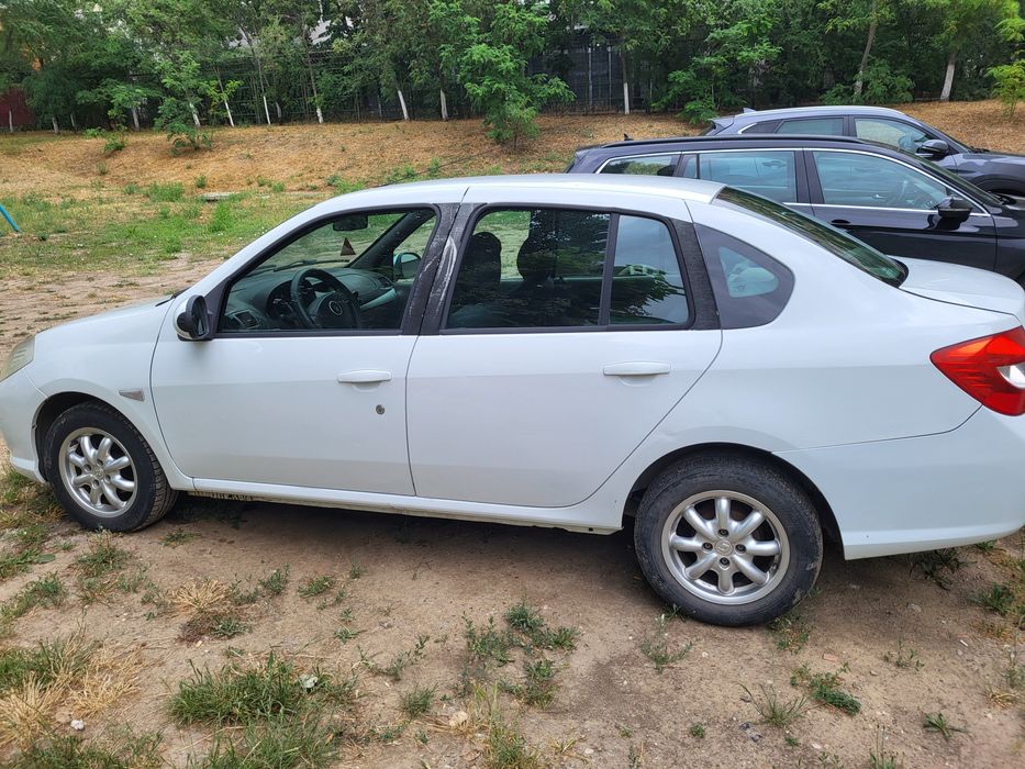 Vând renault clio symbol thalia