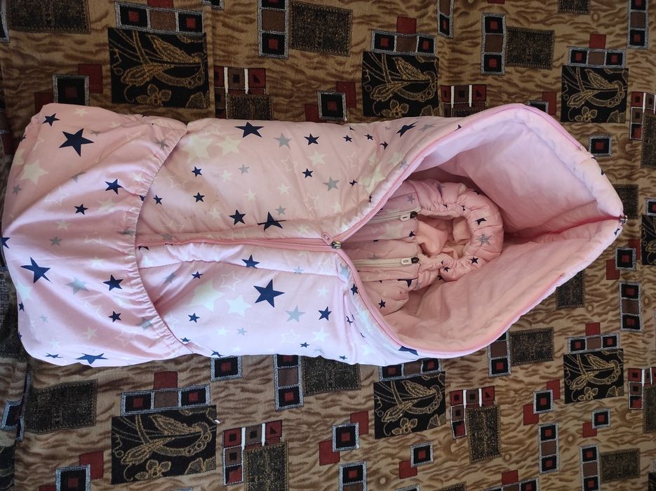 Продам конверт на выписку